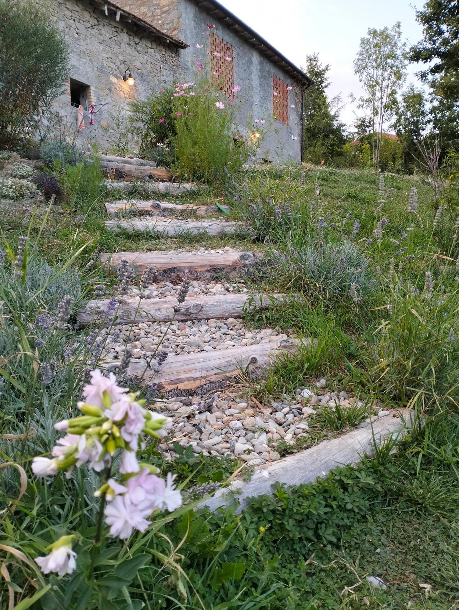 B&B La Corte Dei Cerri- Il Piccolo Chalet Frassinoro Exterior photo